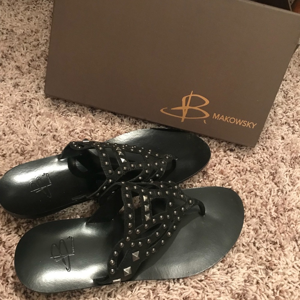 Sandals ! Black with studs. EUC. Sz9